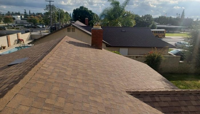 0c07fd35-a6ff-4e58-8636-54250aec5146 an image that represents roofing projects and proactive roof maintenance to avoid delaying roof repairs