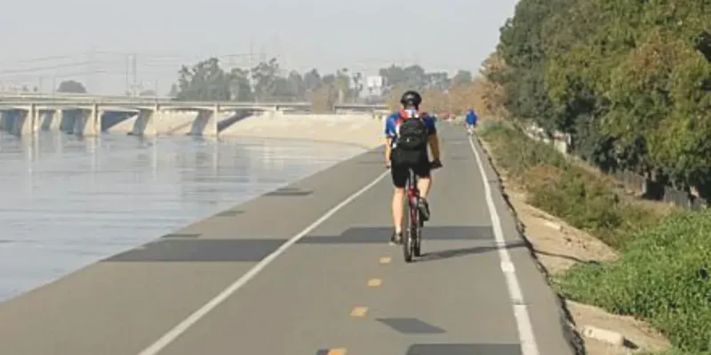 Los Angeles River Greenway Trail Scenic Walking & Biking Path in Sherman Oaks