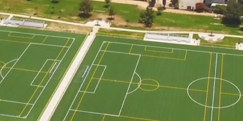 Van Nuys Sherman Oaks Park Enjoy Sports Courts & Open Green Spaces